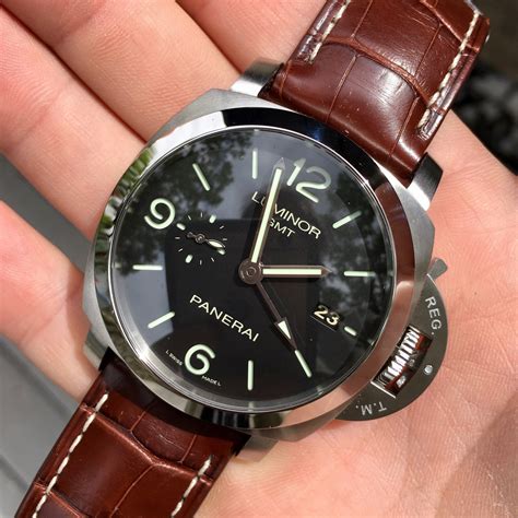 panerai luminor gmt pam 320